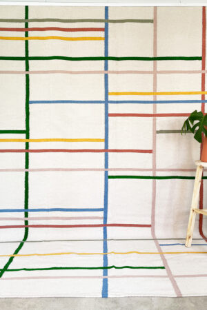 Tapete artesanal com design moderno colorido l Koord Tapeçaria