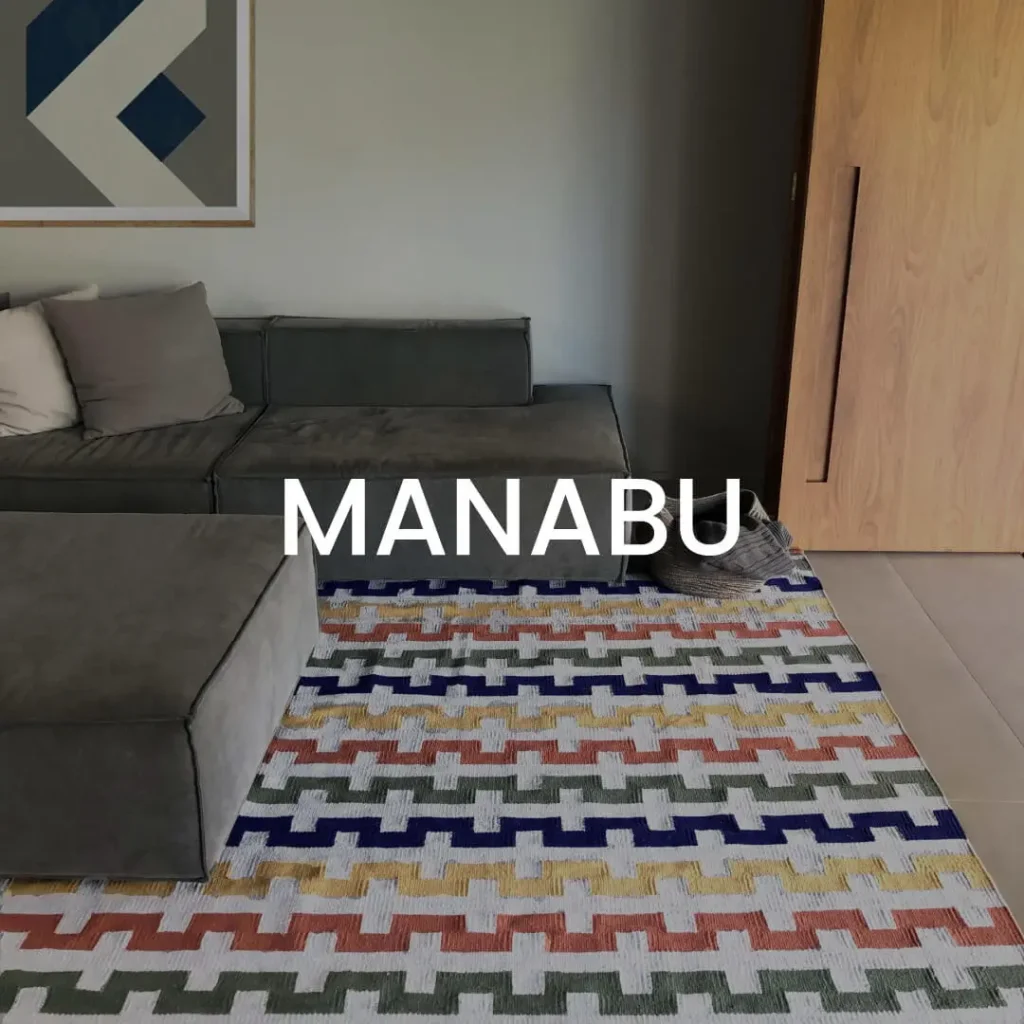 Tapete artesanal desenhado colorido modelo Manabu l Korrd Tapeçaria