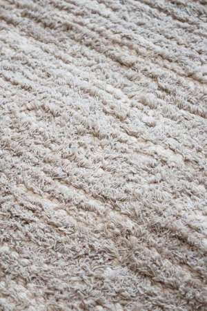 Tapete artesanal Felpo Cru e Areia Fios peludos l koord tapeçaria